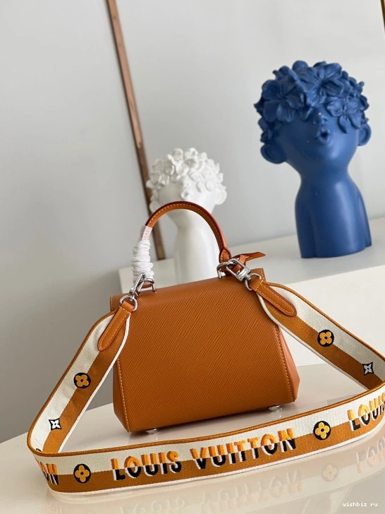 WIS CHANELUNY VUITTON LOUIS MINI 0315